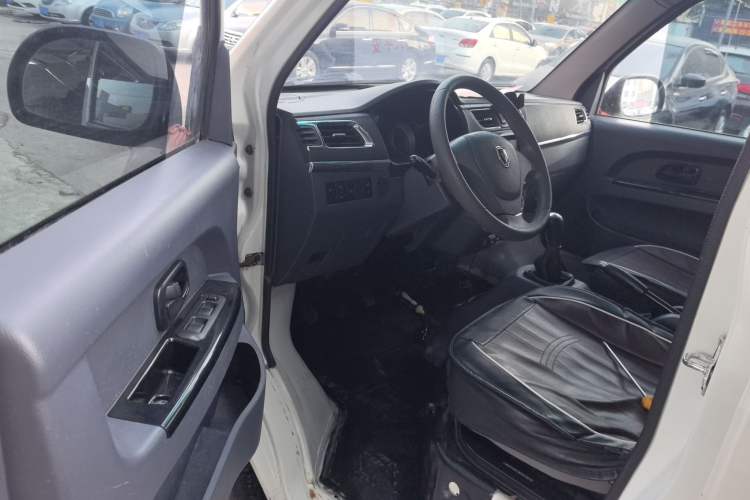 Used Jinbei Hiace X30 2021 1.5L Comfort Model Air-Conditioner-Free Version National VI Standard SWC15M Bus