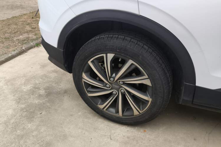 Used Geely Auto Coolray 2019 260T DCT Knight China VI Standard
