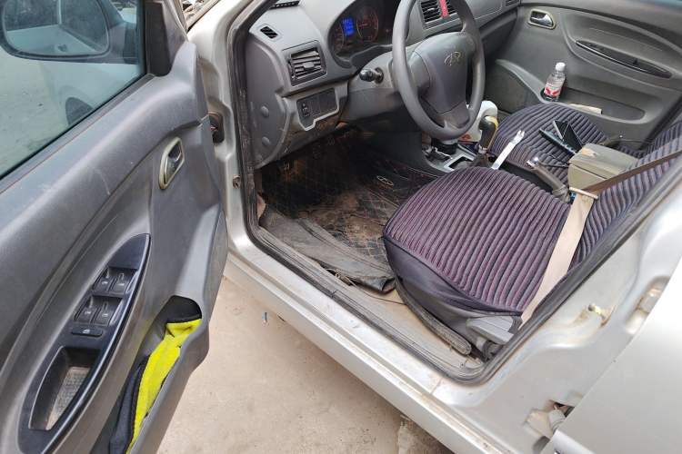 Used Chery Cowin 2 2012 1.5L Manual Performance Version Driver Seat