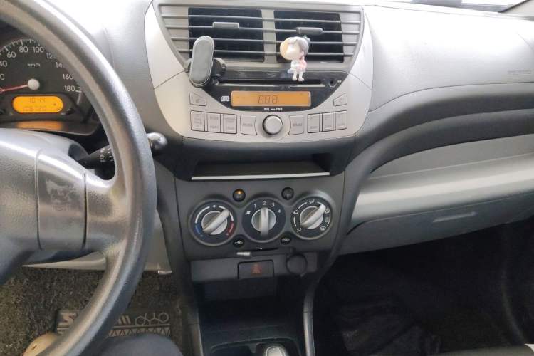 Used Suzuki Alto 2013 1.0L Automatic Luxury Model

