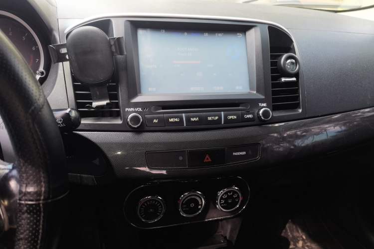 Used Mitsubishi Lancer EX 2011 Chasing Edition 1.8L CVT Limited Model
