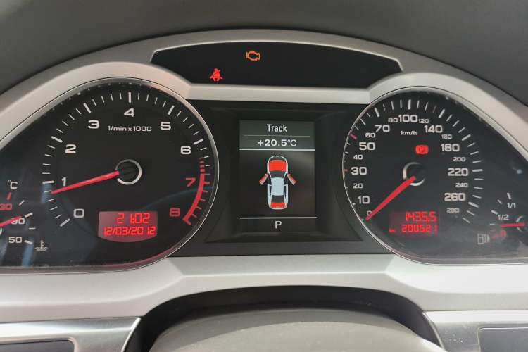 Used Audi A6L 2011 2.0 TFSI Automatic Standard Edition Instrument Cluster