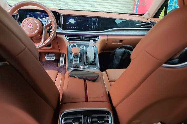 Used Hongqi H9 2023 2.0T Smart Connect Flagship Edition Audio And AC Panel