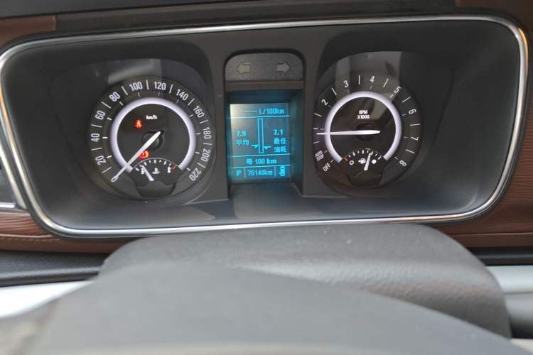 Used Buick GL8 2018 28T Luxury Model China VI Standard Instrument Cluster