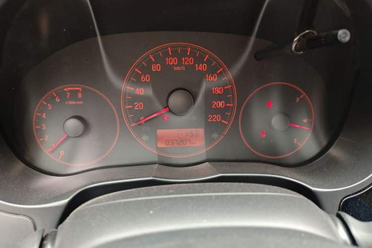 Used Honda City 2015 1.5L manual Comfort version