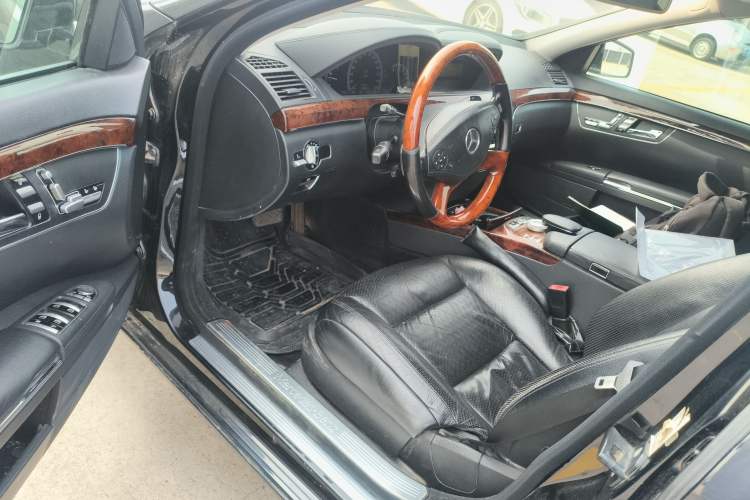 Used Mercedes-Benz S-Class 2011 S 350 L CGI 4MATIC
