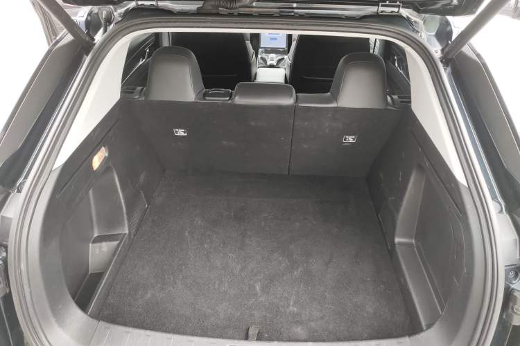 Used Dongfeng Aeolus Mage 2023 1.5T Luxury Edition Trunk