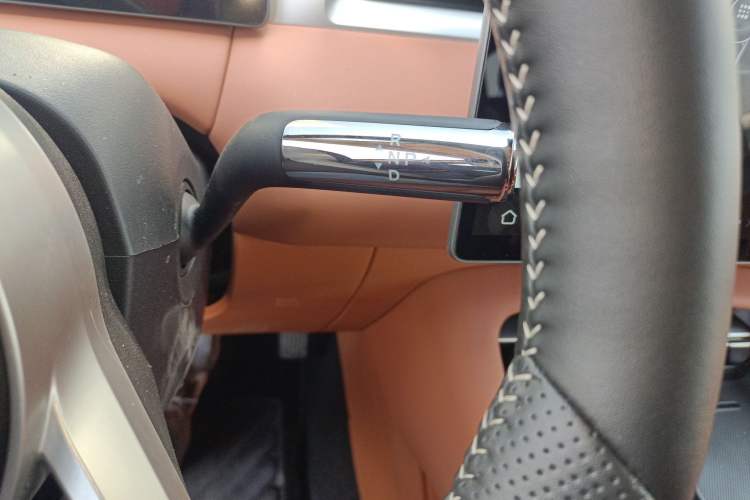 Used Landian E5 PLUS 2026 Model 165km Long-Range First-Adoption Version Ultra 7-seater
