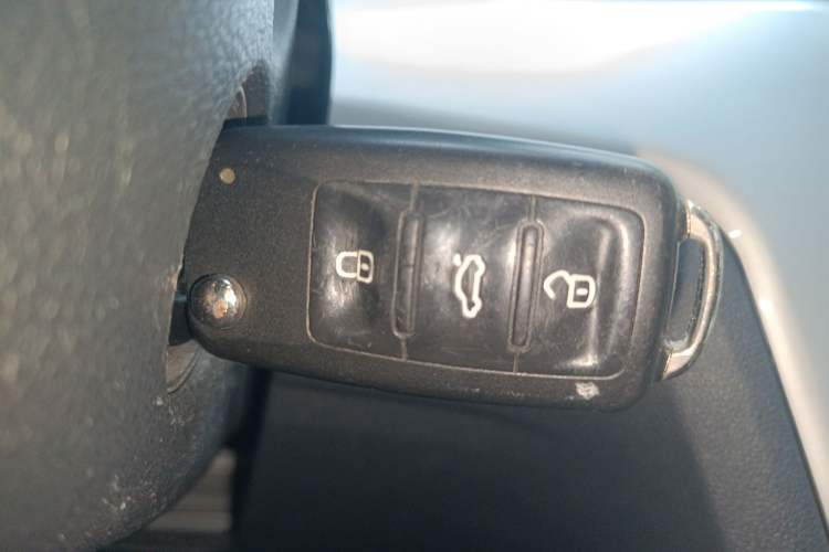 Used Volkswagen Lavida 2015 1.6L Automatic Comfort Edition