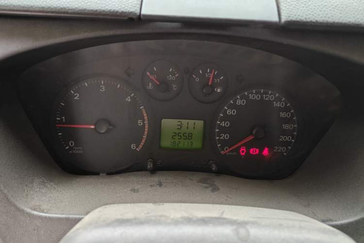 Used Ford Transit Custom 2016 2.2T Long-Wheelbase 6/7-Seater Mid-Roof Multi-Purpose Vehicle
