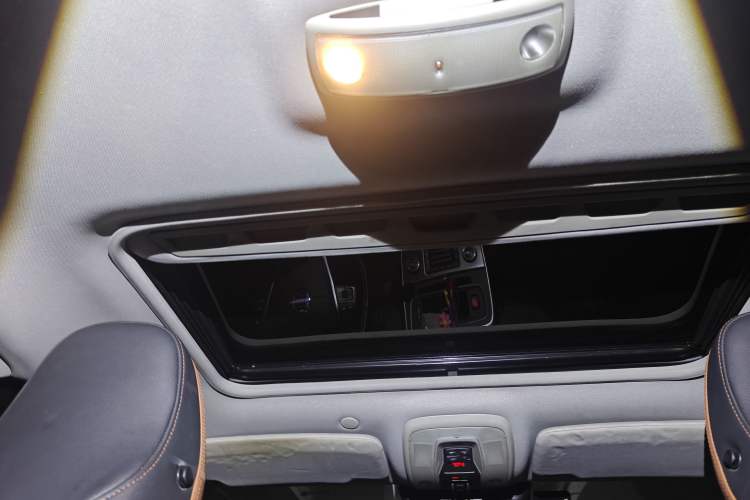 Used Volvo S60 2015 S60L T5 Zhiyue Edition