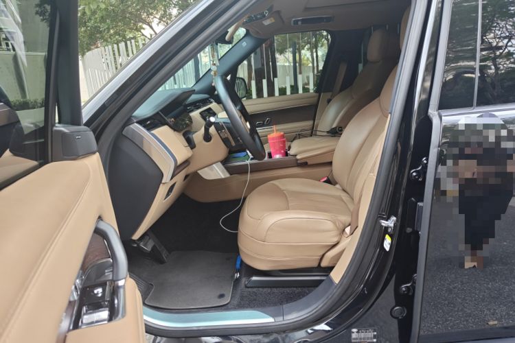 Used Land Rover Range 2024 3.0 L6 360 PS Grand Edition
