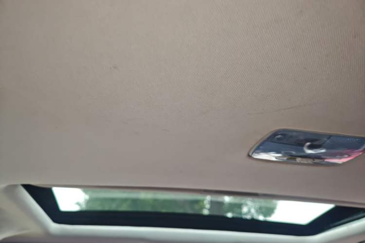 Used Haval H6 2016 Upgraded Model 1.5T Manual Two-Wheel Drive Elite Version
