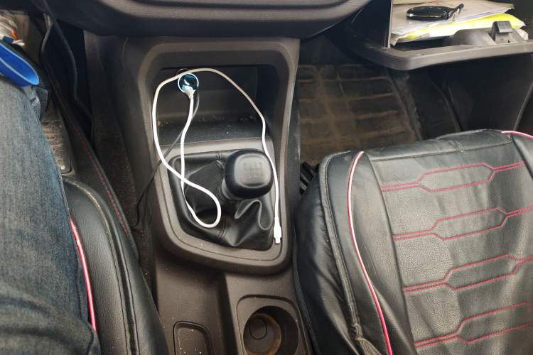 Used Wuling Hongguang V 2022 1.5L Jingqu Version Hydraulic Power Steering LAR