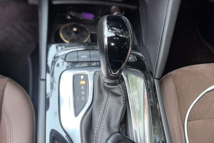 Used Buick Regal 2019 20T Elite Version China V Standard
