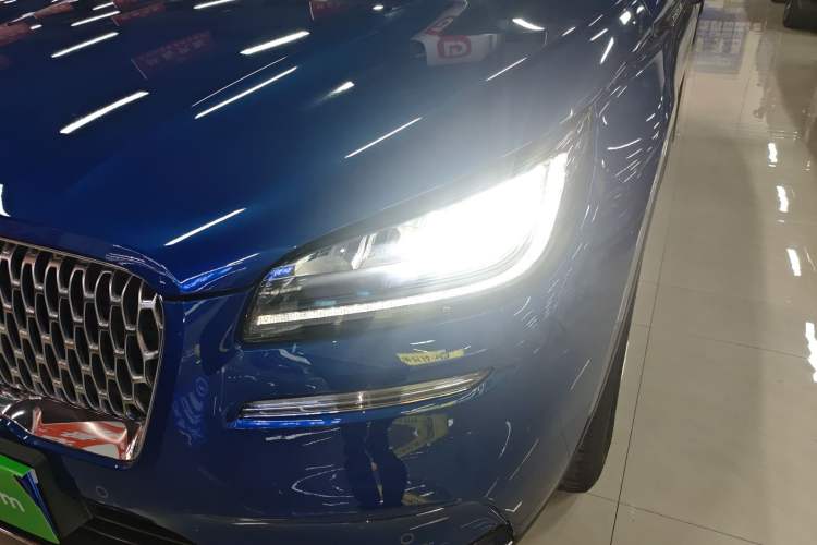 Used Lincoln Corsair 2020 2.0T Two-Wheel Drive Luxury Edition Left Front Headlight