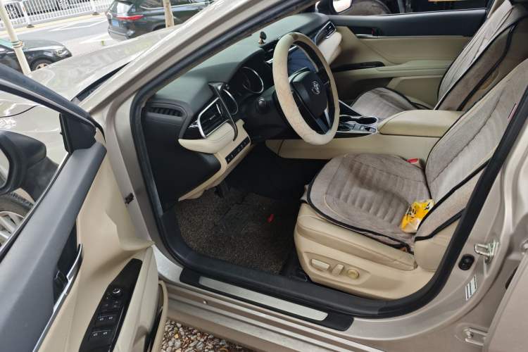 Used Toyota Camry 2019 2.0G Luxury Edition China VI Standard