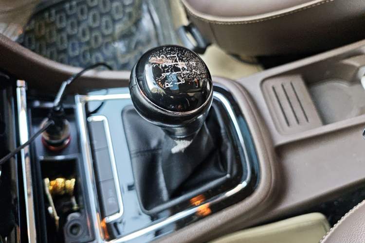 Used Volkswagen Bora 2013 1.6L Manual Comfort Model
