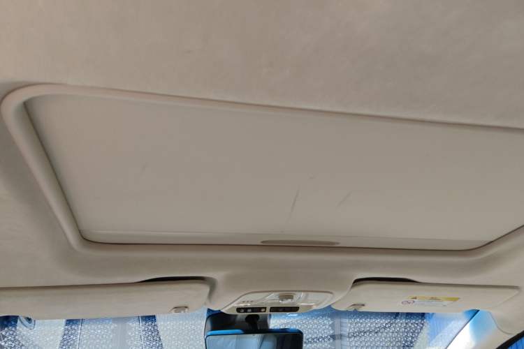 Used Buick GL8 2020 Avenir Avia Six-Seat Deluxe Edition