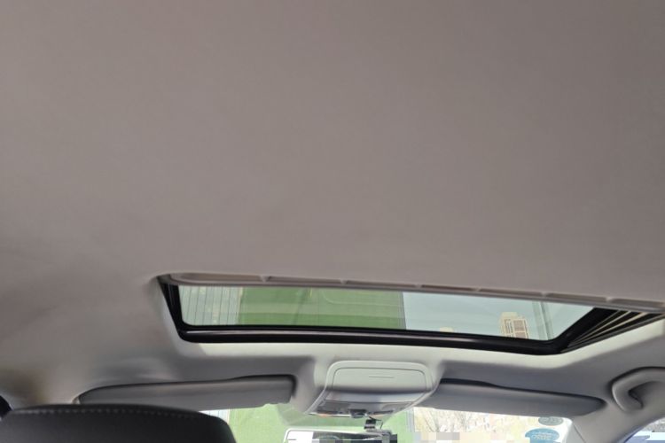 Used Volkswagen Sagitar 2014 1.4TSI Automatic Luxury Model Headliner