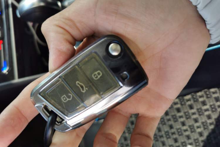 Used Volkswagen Tharu 2023 300TSI Two-Wheel-Drive Moonlight Edition Vehicle Key