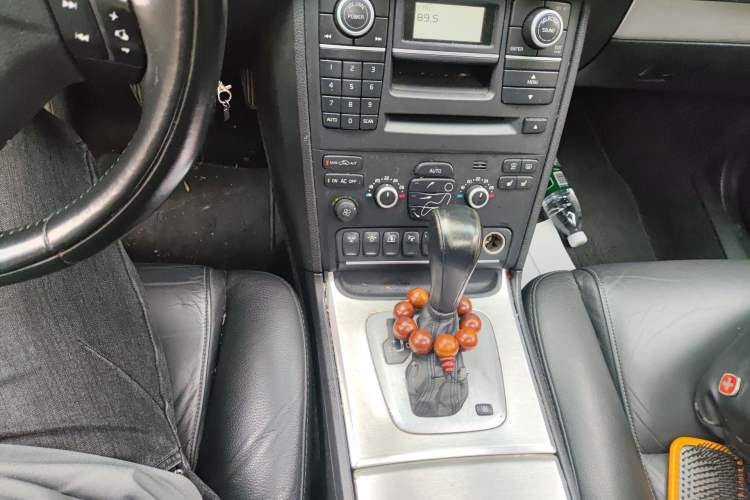 Used Volvo XC Classic 2014 T5 Luxury Edition Gear Lever