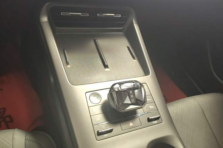 Used BYD Qin PLUS 2025 DM-i Smart Drive 55KM Leading Model