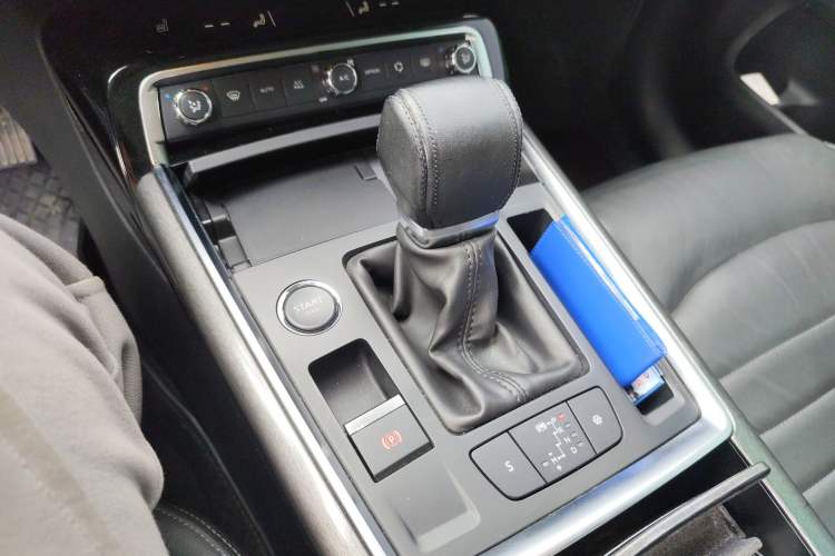 Used Citroen C6 2017 350THP Luxury Model
