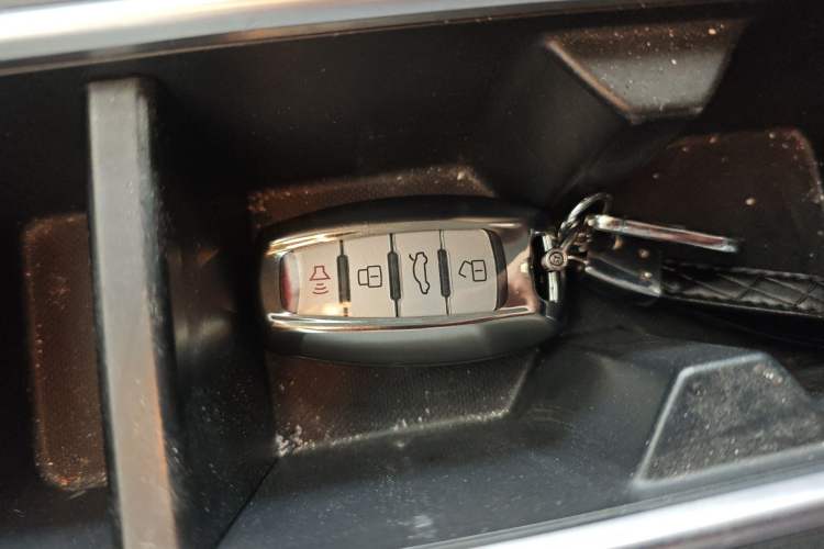 Used Haval M6 2021 PLUS 1.5T DCT Elite Smart Connectivity Model
