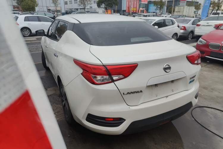 Used Nissan Lannia 2016 1.6L CVT Cool Edition