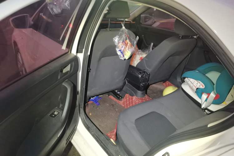 Used Volkswagen Santana 2013 1.6L Automatic Fashion Edition