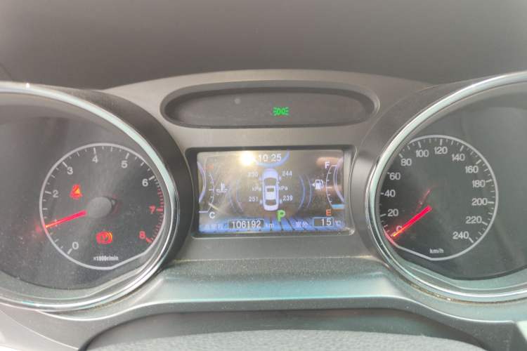 Used BYD G5 2014 1.5TID Automatic Flagship Model