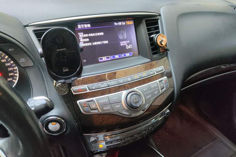 Used Infiniti QX60 2014 2.5 S/C Hybrid All-Wheel-Drive Versatile Edition