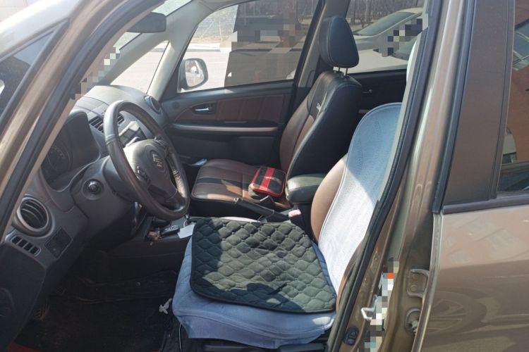 Used Suzuki SX4 2011 Revised Version 1.8L Automatic Sport Edition
