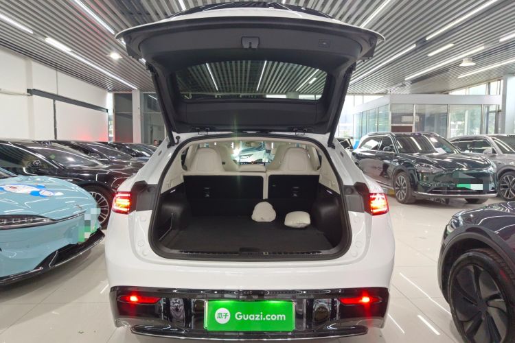 Used Hima Luxeed R7 2024 All-Electric 802 km Max
