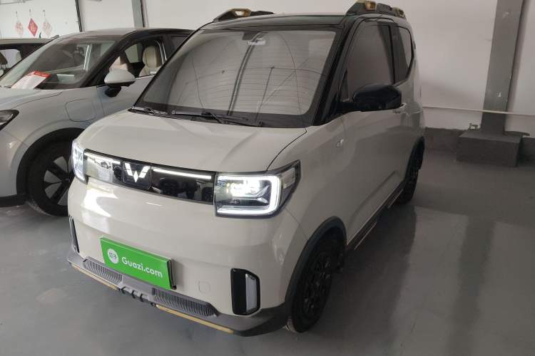 Used Wuling Hongguang MINIEV 2022 GAMEBOY 300km Enthusiast Model with Lithium Iron Phosphate