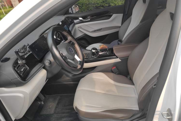 Used BYD Qin PLUS 2023 Champion Edition DM-i 55KM Leading Model Left Front Seat