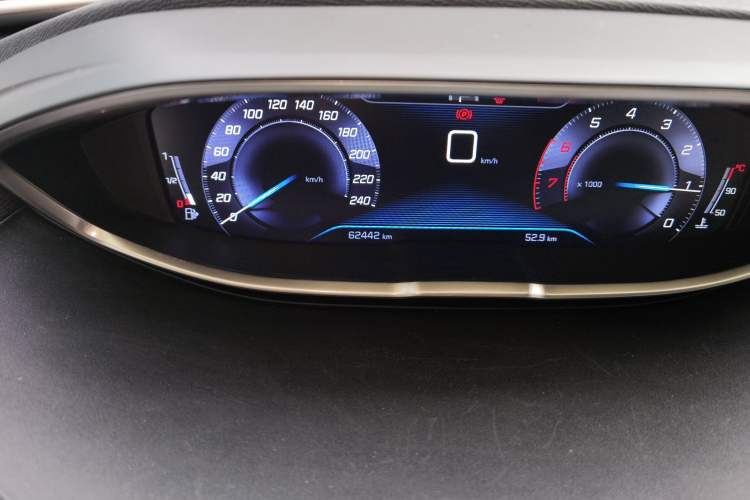 Used Peugeot 4008 2017 350THP Elite Edition Odometer Close Up
