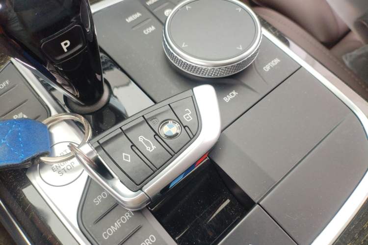 Used BMW 3 Series 2020 Restyled 325Li M Sport Package Vehicle Key