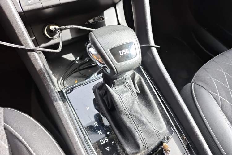 Used Skoda Karoq 2019 TSI280 SmartDrive Luxury Edition China V Standard Gear Lever
