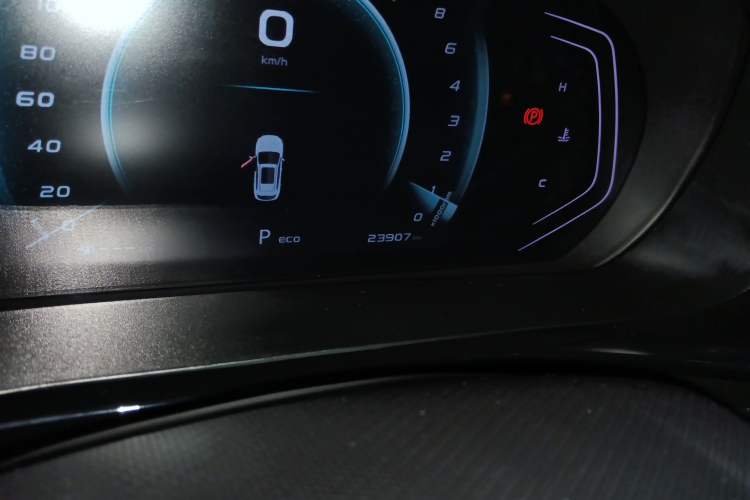 Used CHANGAN OSHAN X5 2021 1.5T DCT Prestige Edition Odometer Close Up