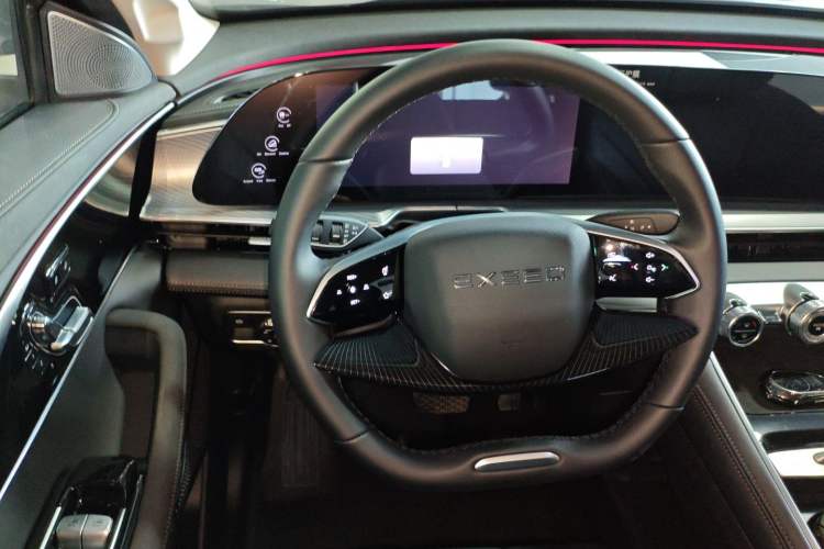 Used EXEED Lingyun 2024 400T Two-Wheel-Drive King Edition