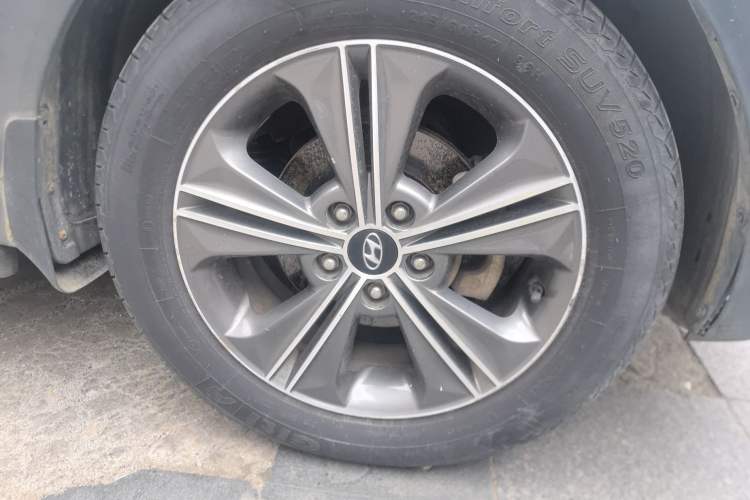 Used Hyundai ix25 2015 1.6L Automatic Two-Wheel Drive Smart GLS Trim
