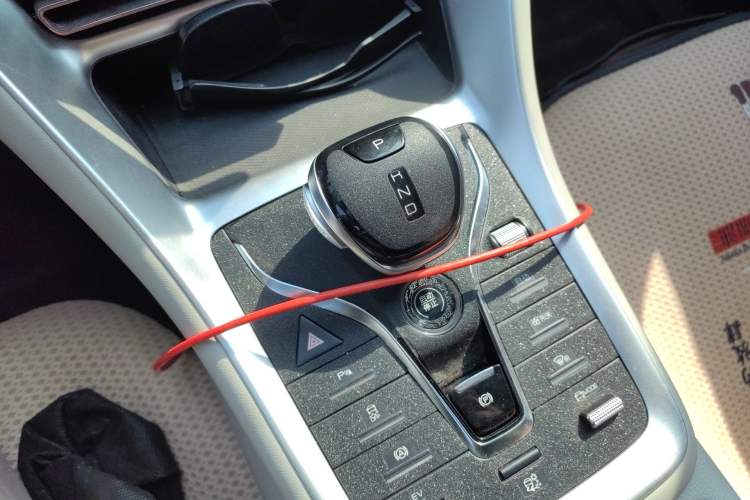 Used BYD Song Pro New Energy 2022 DM-i 51km Luxury Model Gear Lever