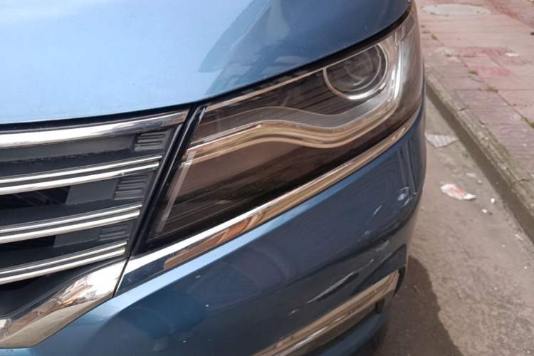 Used Roewe RX5 2018 20T Two-Wheel Drive Manual Flagship Edition
