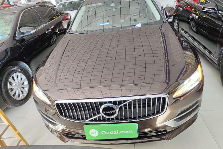 Used Volvo S90 2019 T5 Zhiyi Edition
