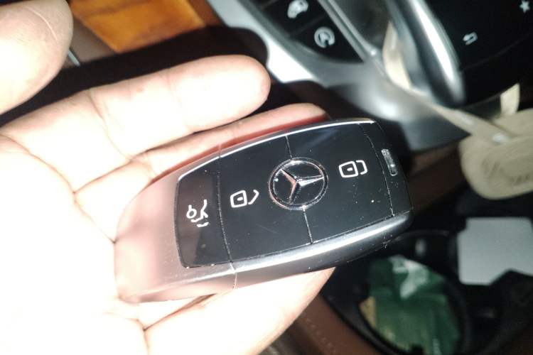 Used Mercedes-Benz Vito 2020 2.0T Business Version 7 Seats
