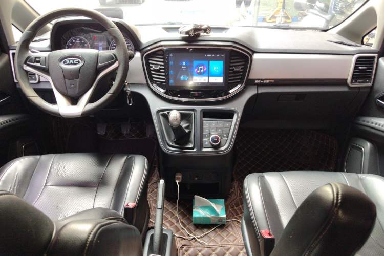 Used JAC Refine M4 2018 2.0L Manual Express Version