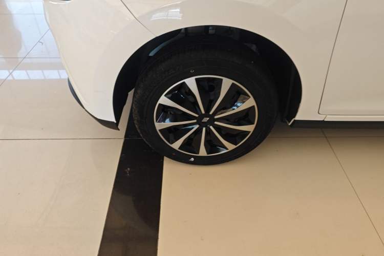 Used JMEV Xiao Qilin 2024 201km Comfort Version