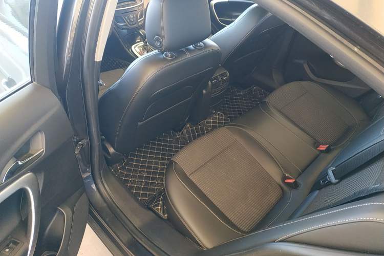 Used Buick Regal 2015 1.6T Leading Technology Model Left Rear Seat